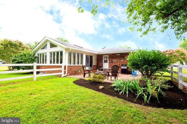 1401 CALVERT RD, Chester, MD 21619