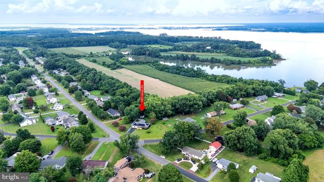 1401 CALVERT RD, Chester, MD 21619