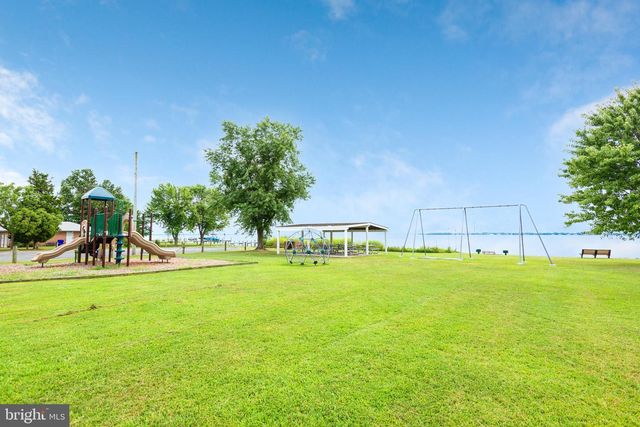 1401 CALVERT RD, Chester, MD 21619