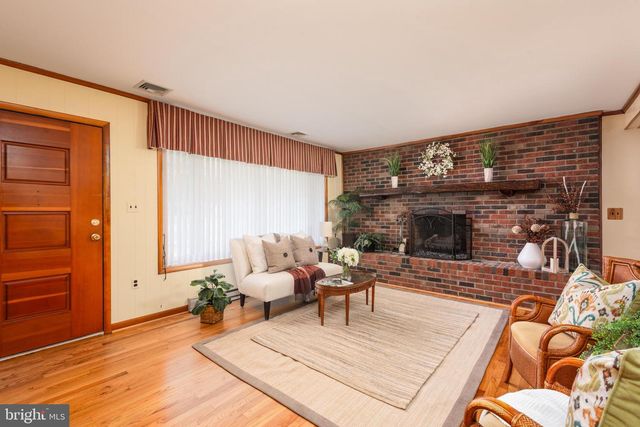 1401 CALVERT RD, Chester, MD 21619