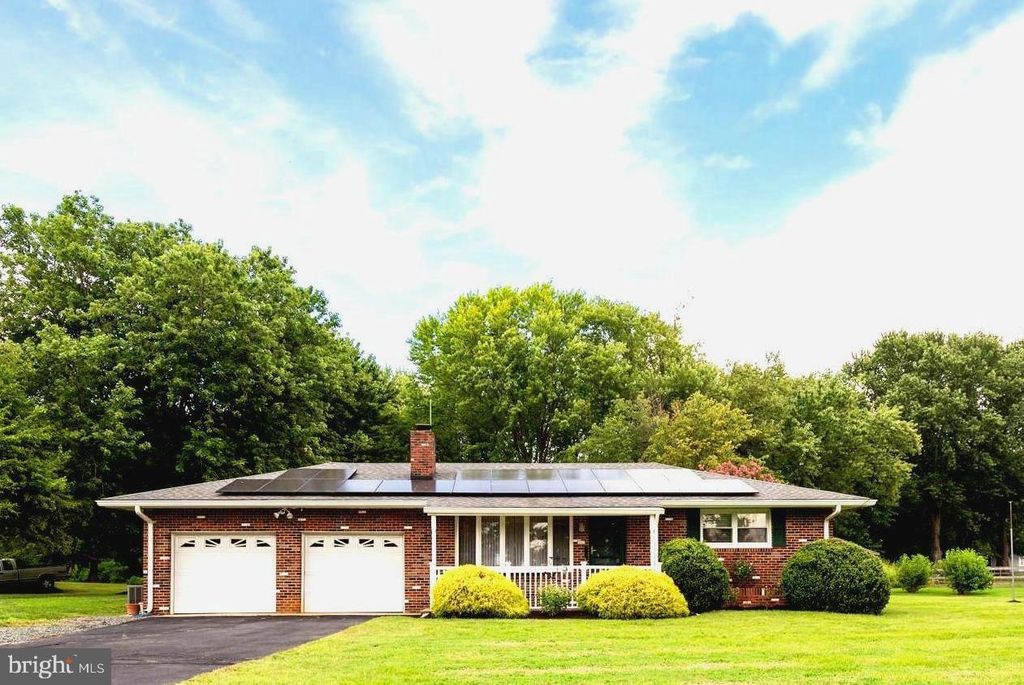 1401 CALVERT RD, Chester, MD 21619