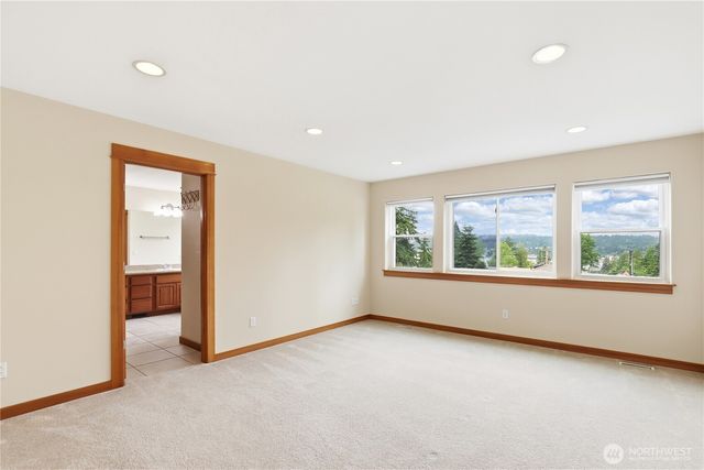 1963 NW Rampart Ridge Court, Bremerton, WA 98311