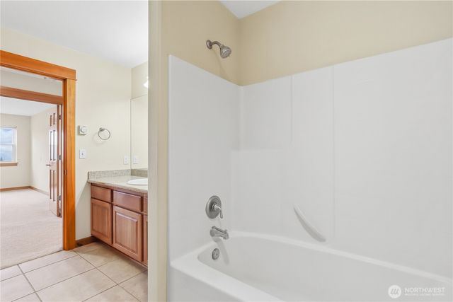 1963 NW Rampart Ridge Court, Bremerton, WA 98311