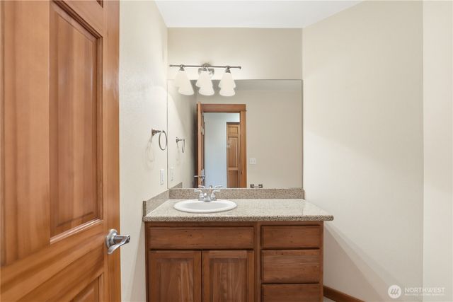 1963 NW Rampart Ridge Court, Bremerton, WA 98311