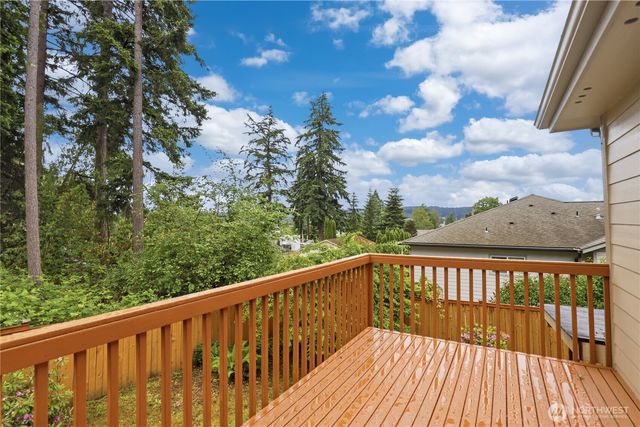 1963 NW Rampart Ridge Court, Bremerton, WA 98311