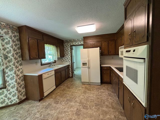 1925 Lynnbrook Drive, Huntsville, AL 35803