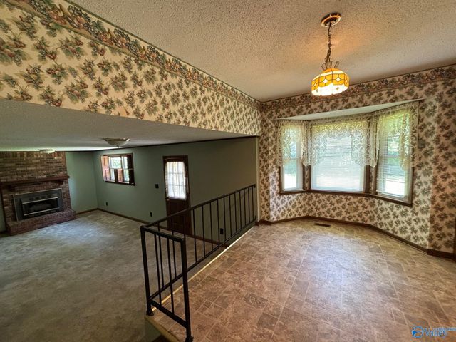 1925 Lynnbrook Drive, Huntsville, AL 35803