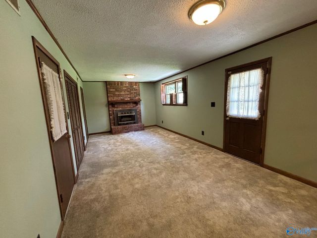 1925 Lynnbrook Drive, Huntsville, AL 35803