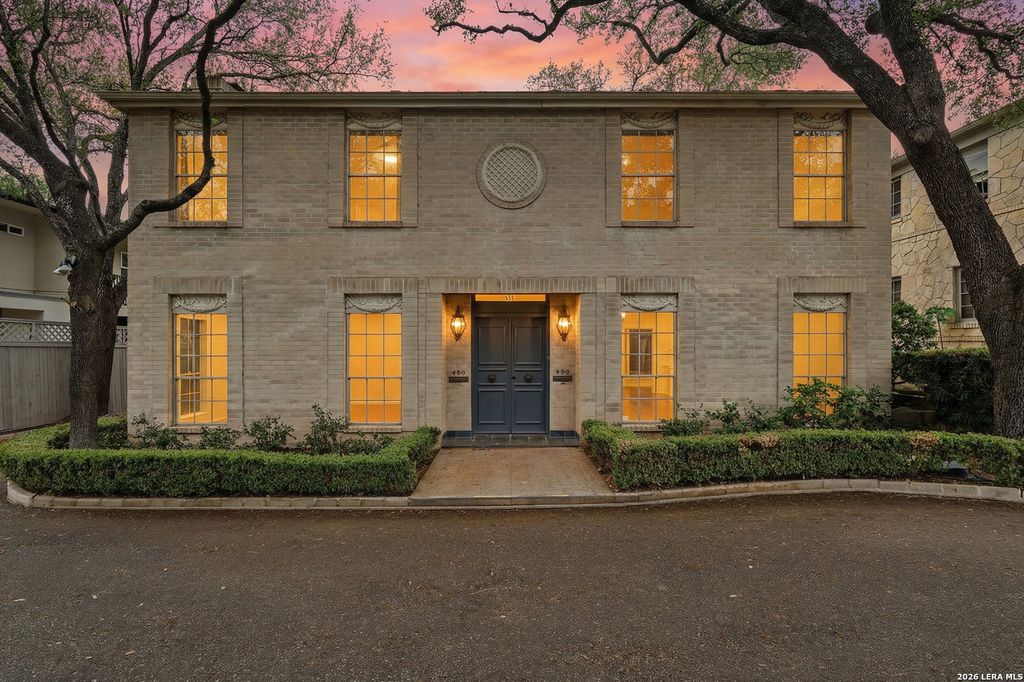 484 E OLMOS DR, Olmos Park, TX 78212