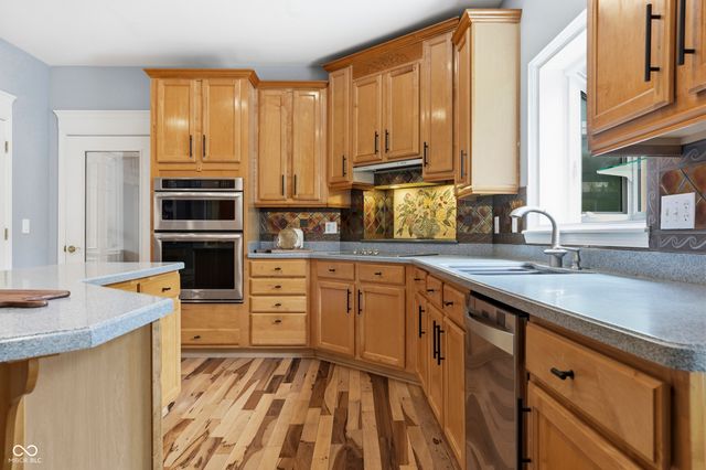 13967 Hawkstone Drive, Fishers, IN 46040