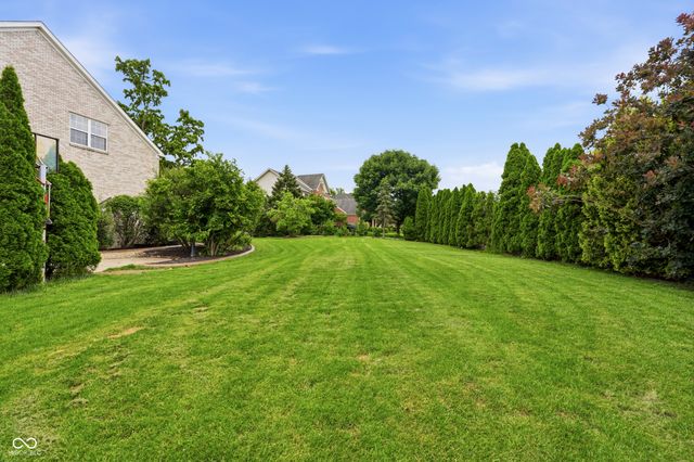 13967 Hawkstone Drive, Fishers, IN 46040