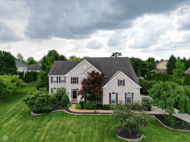 13967 Hawkstone Drive, Fishers, IN 46040