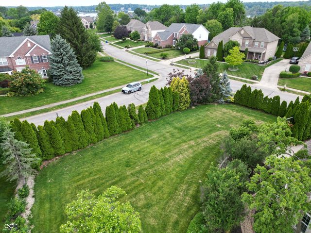 13967 Hawkstone Drive, Fishers, IN 46040