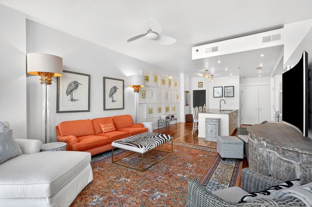 900 20th Ave S Apt 1305, Nashville, TN 37212