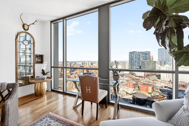 900 20th Ave S Apt 1305, Nashville, TN 37212