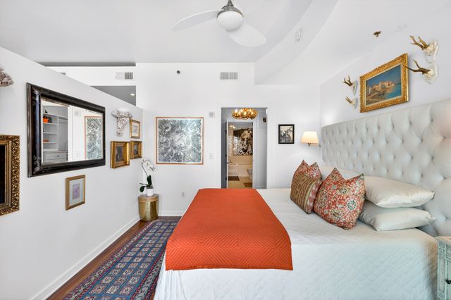 900 20th Ave S Apt 1305, Nashville, TN 37212