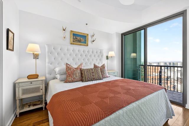 900 20th Ave S Apt 1305, Nashville, TN 37212