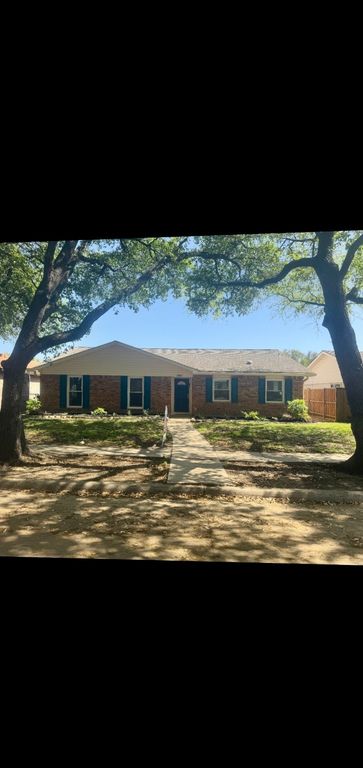 2718 Branch Oaks Drive, Garland, TX 75043