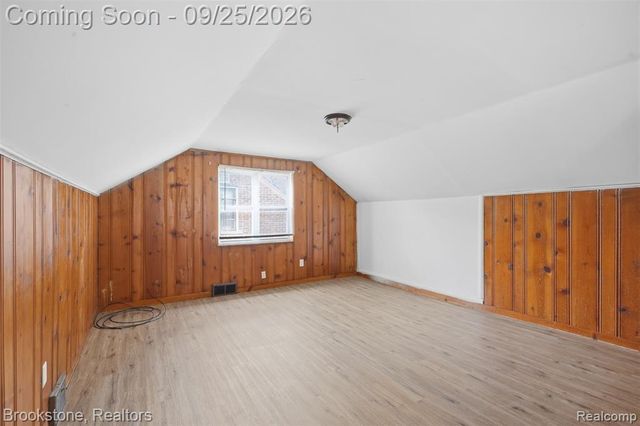 18010 Lesure Street, Detroit, MI 48235