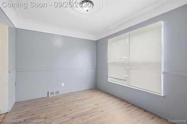 18010 Lesure Street, Detroit, MI 48235