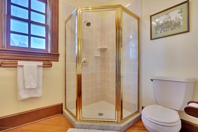 19 Ocean Avenue, Ocean Grove, NJ 07756