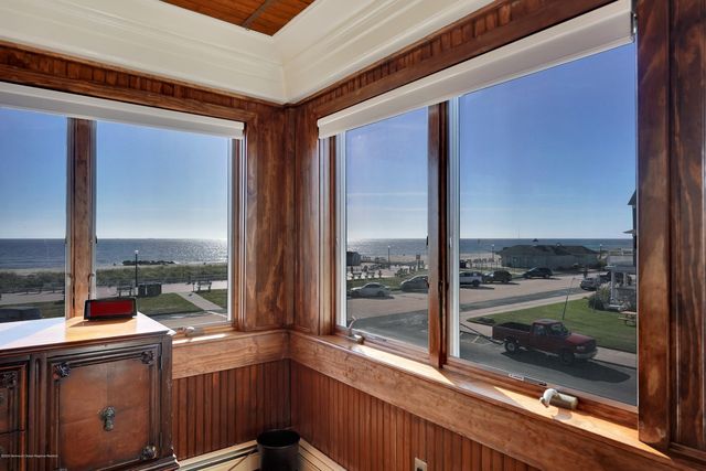 19 Ocean Avenue, Ocean Grove, NJ 07756