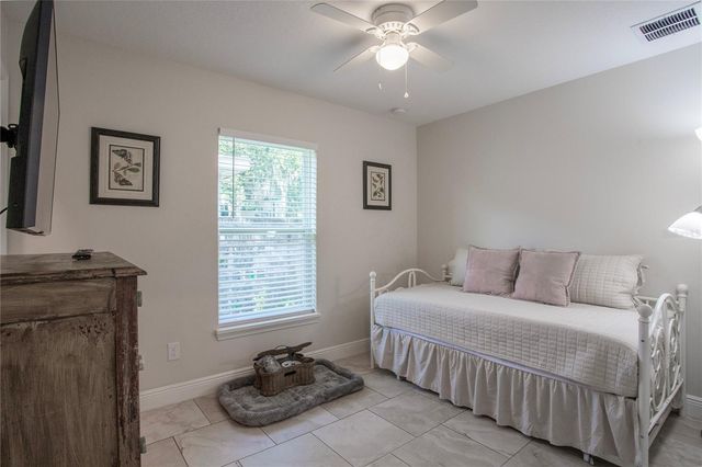 1202 S DEWEY STREET, Eustis, FL 32726