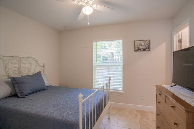 1202 S DEWEY STREET, Eustis, FL 32726