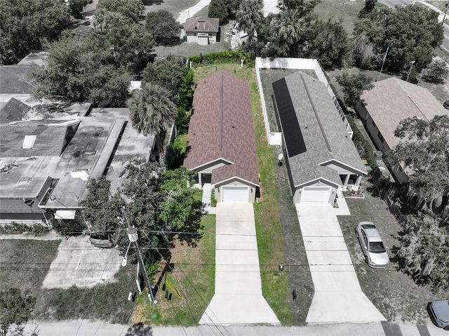 1202 S DEWEY STREET, Eustis, FL 32726
