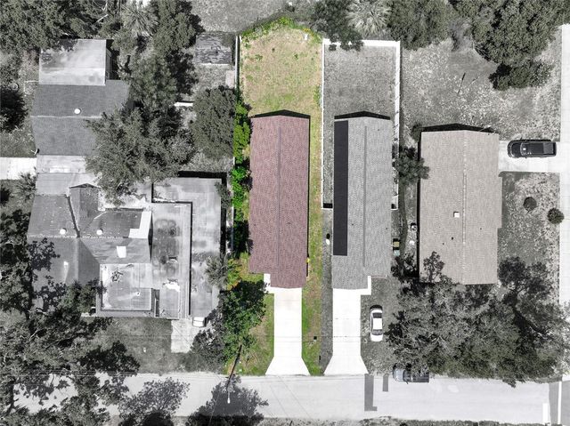1202 S DEWEY STREET, Eustis, FL 32726