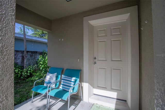 1202 S DEWEY STREET, Eustis, FL 32726