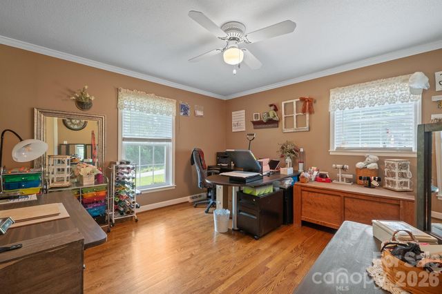435 W Central Avenue, Mount Holly, NC 28120