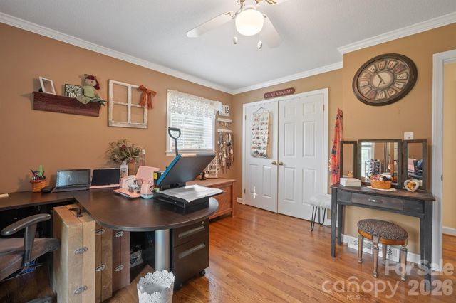 435 W Central Avenue, Mount Holly, NC 28120