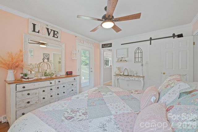 435 W Central Avenue, Mount Holly, NC 28120