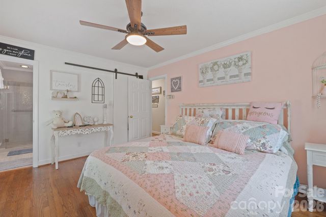 435 W Central Avenue, Mount Holly, NC 28120