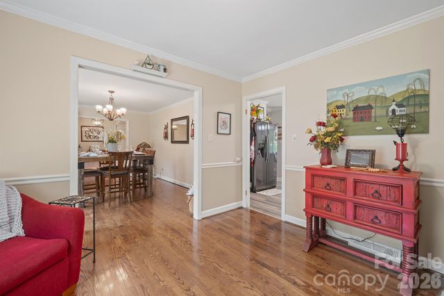 435 W Central Avenue, Mount Holly, NC 28120