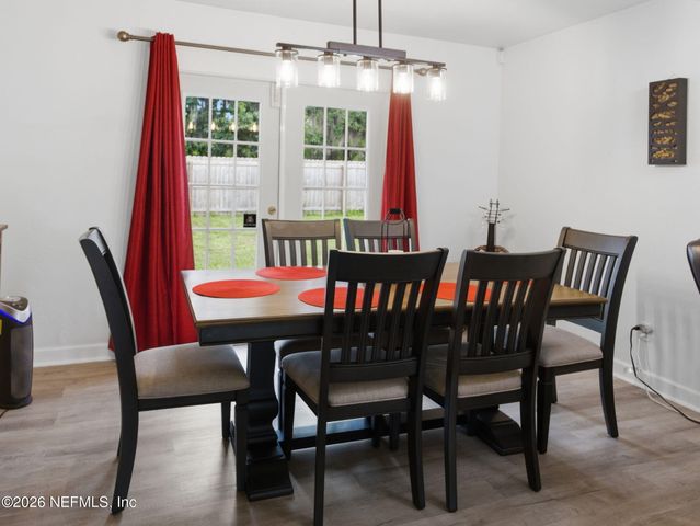 334 7TH Way, Interlachen, FL 32148