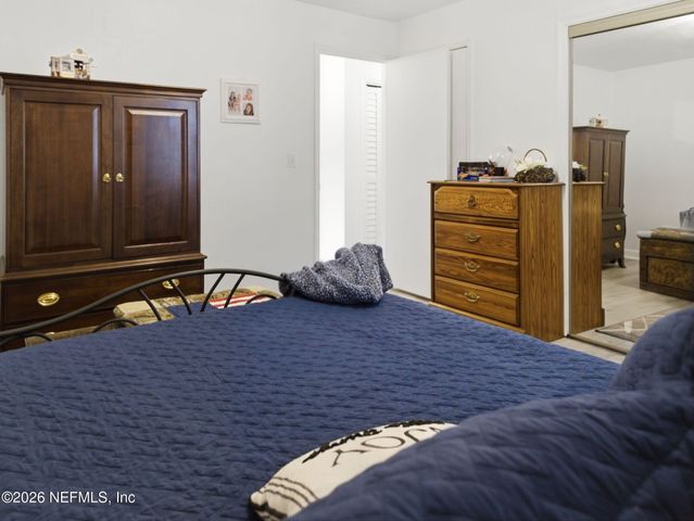 334 7TH Way, Interlachen, FL 32148