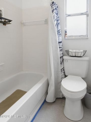 334 7TH Way, Interlachen, FL 32148