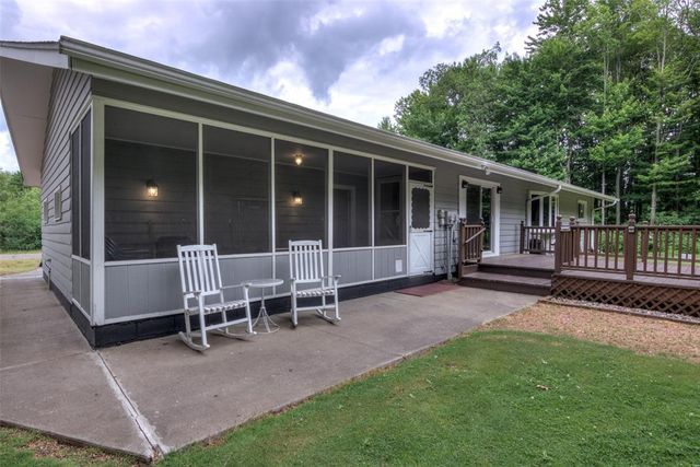 11943 16th Avenue, Chippewa Falls, WI 54729
