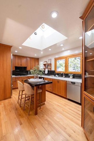 3 Euclid Avenue, Los Gatos, CA 95030