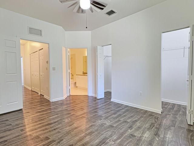 8833 S ISLES Circle 8833, Tamarac, FL 33321