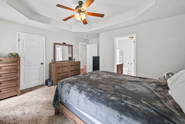 1101 Meachem Dr, Clarksville, TN 37042