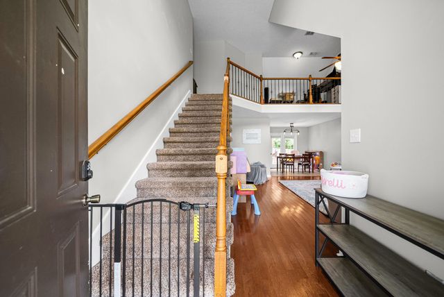 1101 Meachem Dr, Clarksville, TN 37042