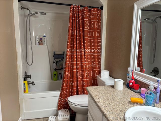 1701 Southern Hills, Ardmore, OK 73401