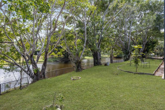 10058 El Caballo Court, Delray Beach, FL 33446