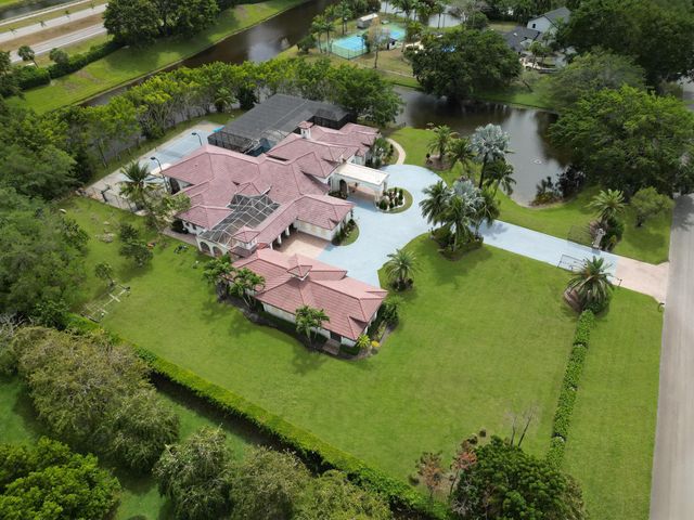 10058 El Caballo Court, Delray Beach, FL 33446