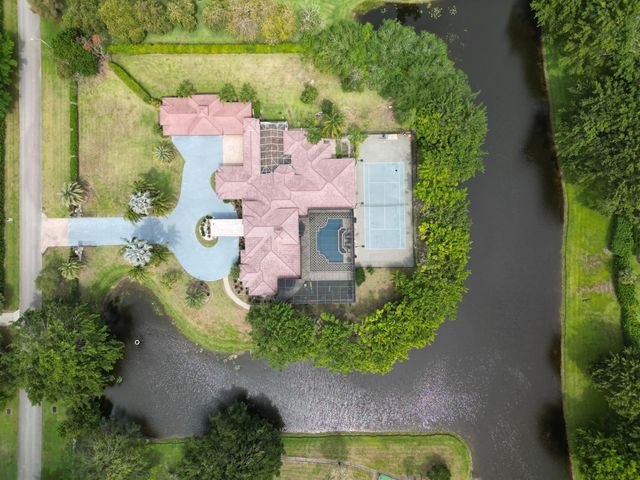 10058 El Caballo Court, Delray Beach, FL 33446