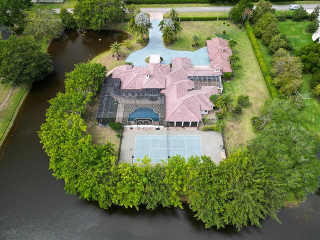 10058 El Caballo Court, Delray Beach, FL 33446