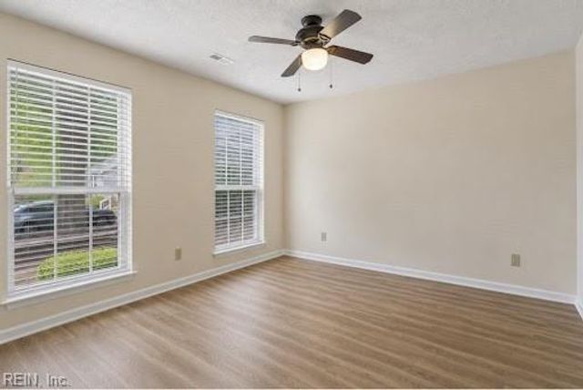 5314 Sloane SQ, Williamsburg, VA 23188